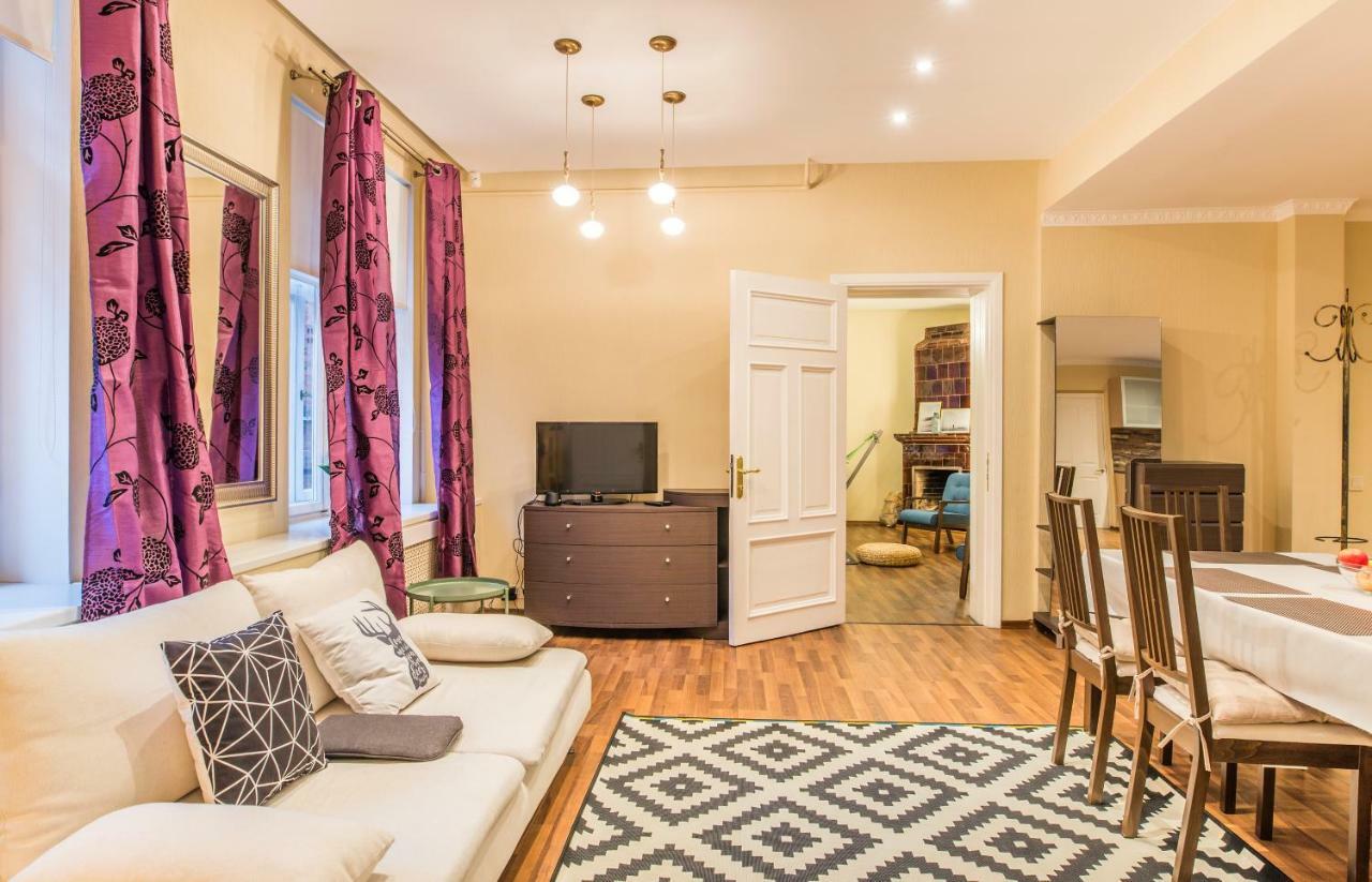 Charming Spacious 3 Bedroom In Old Town Riga Dış mekan fotoğraf
